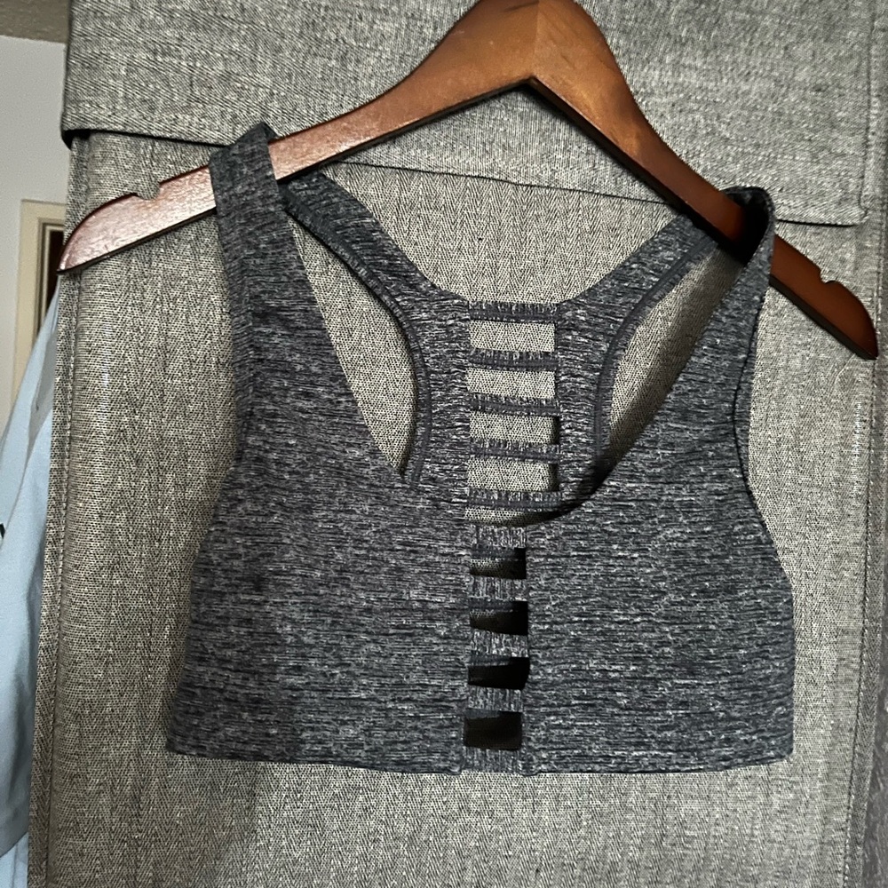 Pink Victoria secret sports bra